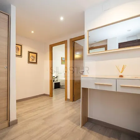 Alana By Silastur 기욘